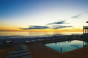 Resort Carillon
