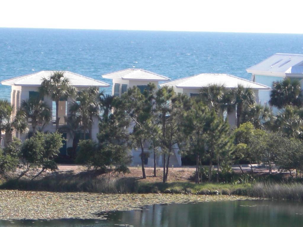 Resort Carillon