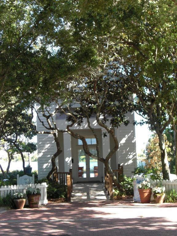 Carillon Resort