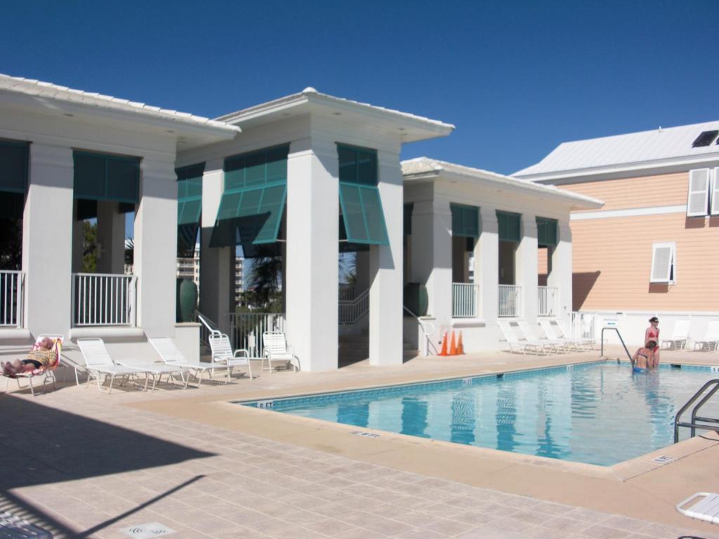 Resort Carillon