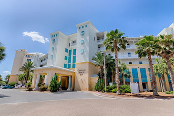 Resort Carillon