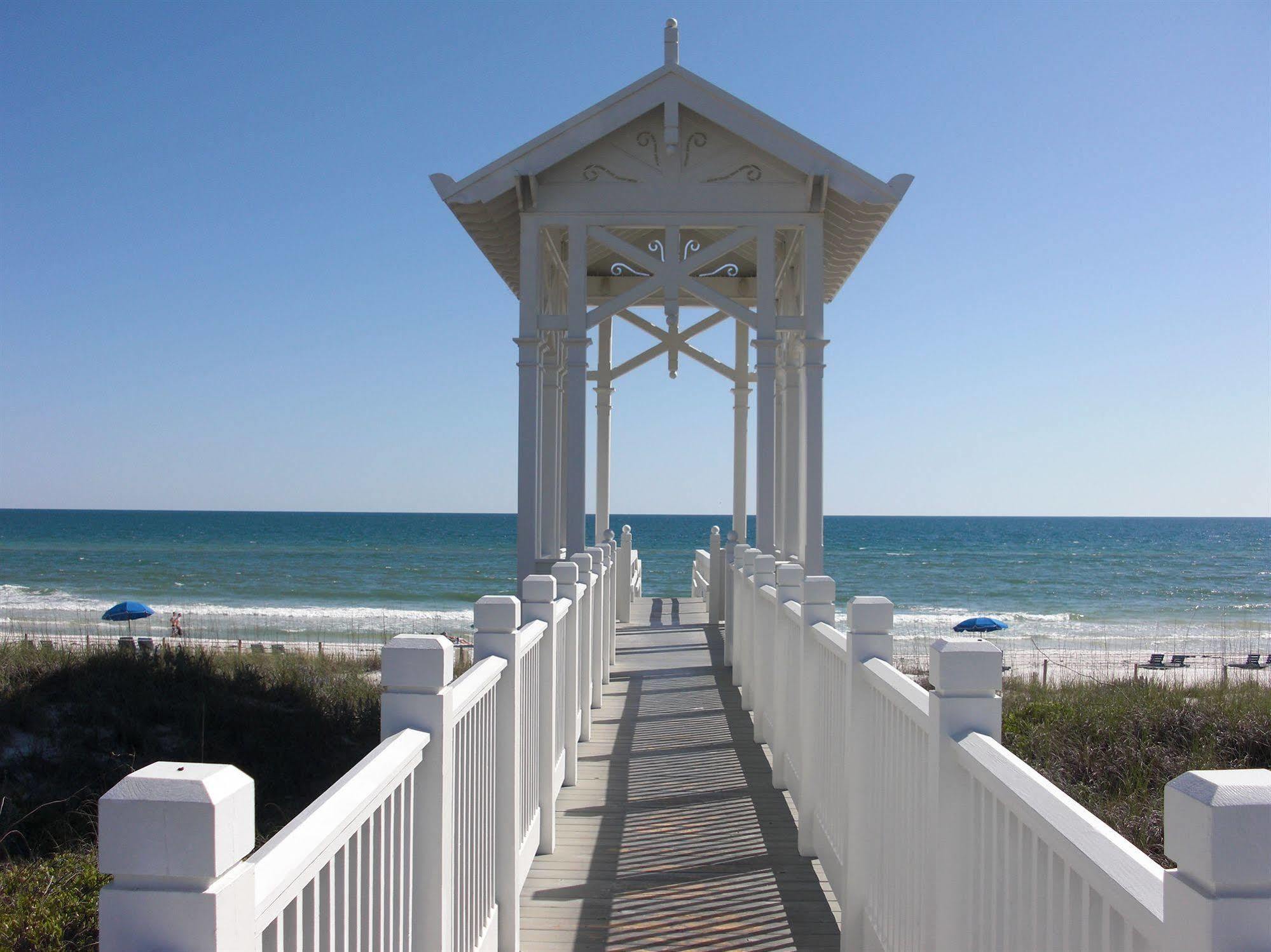 Resort Carillon