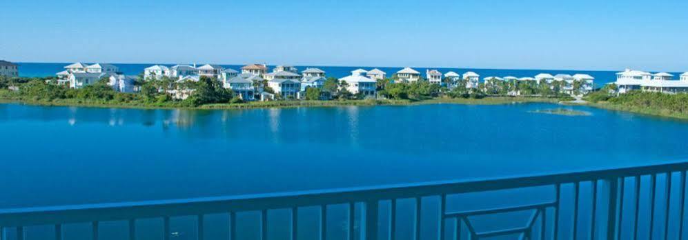 Resort Carillon