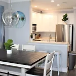 Beach Beyond Belief House & Private Pool & Free Bikes & Private Beach