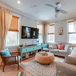 30A Pet Friendly Beach House - The Snazzy Crab