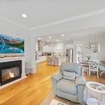 Coastal Oasis - Sleeps 10, Pool