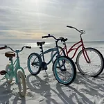Solitude On 30A - Seacrest Beach Townhouse With Beach Access - Free Bikes