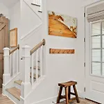 Katmanblu - Over 45 Five Star Reviews! Custom-Built! Easy Beach & Pool Access!