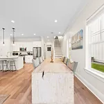 New 30A Inlet Beach House - Sleeps 14 - 10 Beds