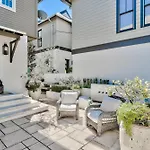 Blue Heron Cottage & Carriage House