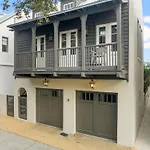 Terra Casa Cottage & Carriage House