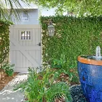 Seaglass Cottage