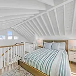 Deauville Carriage House