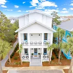 Seeking Sanctuary By Stay On 30A- Pool, Bikes