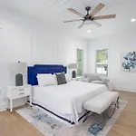 Mockingbird By Avantstay Modern Design Minutes From The Beach