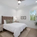 Mockingbird By Avantstay Modern Design Minutes From The Beach