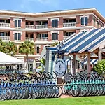 The Village Happy Life Condo - Private Beach Access Pool & Hot Tub