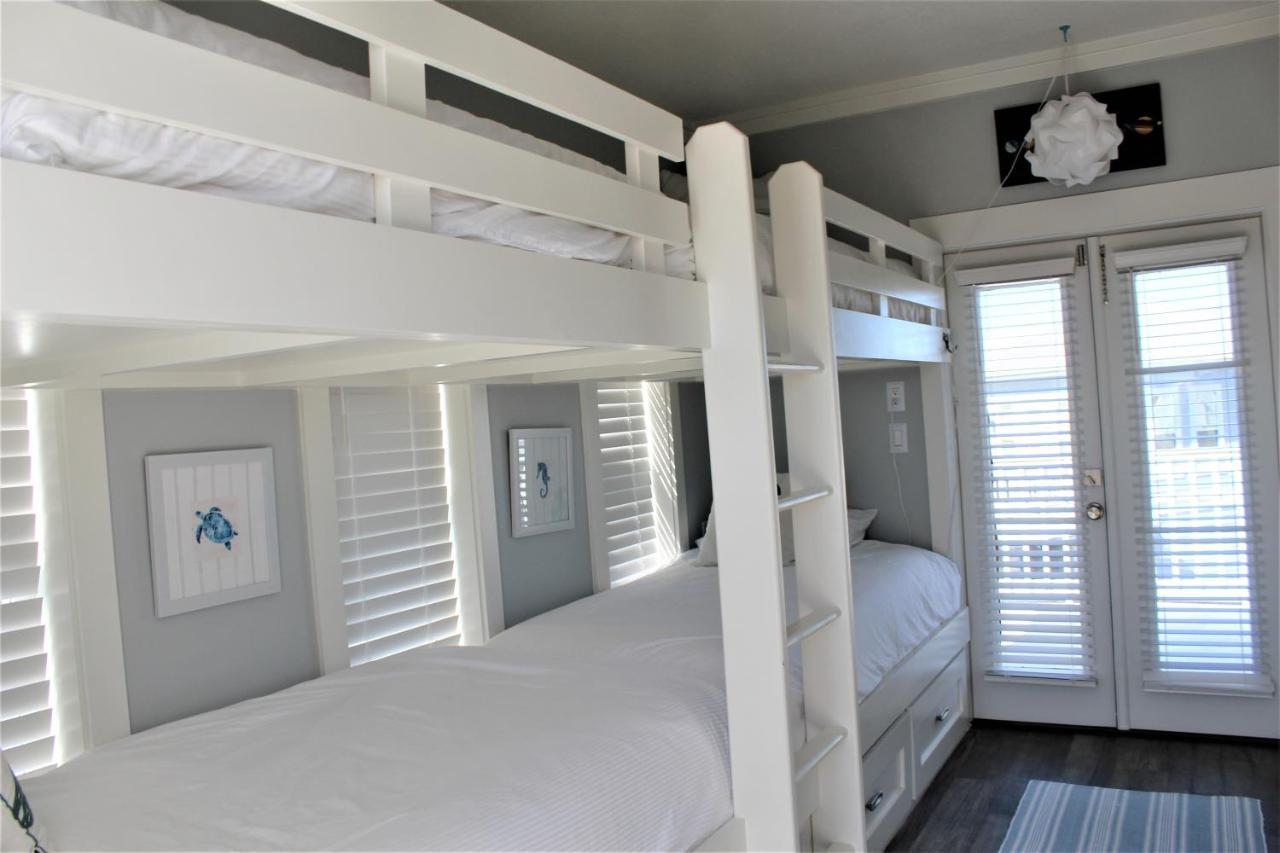 Holiday home Beyond Belief House & Private Pool & Free Bikes & Private