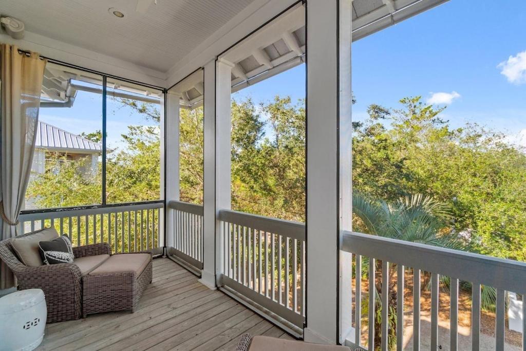 Ocean Serenade * Rosemary Beach