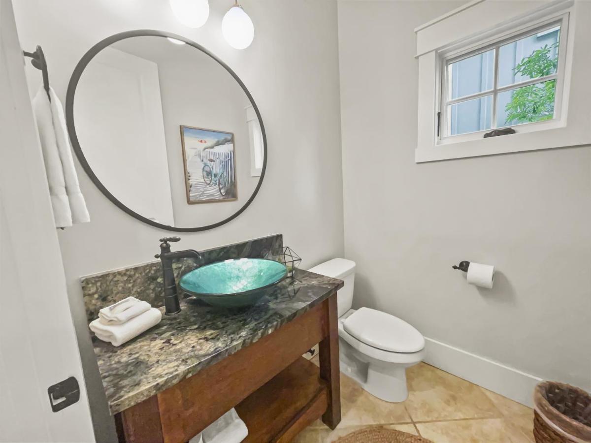 116 Surfer Ln *