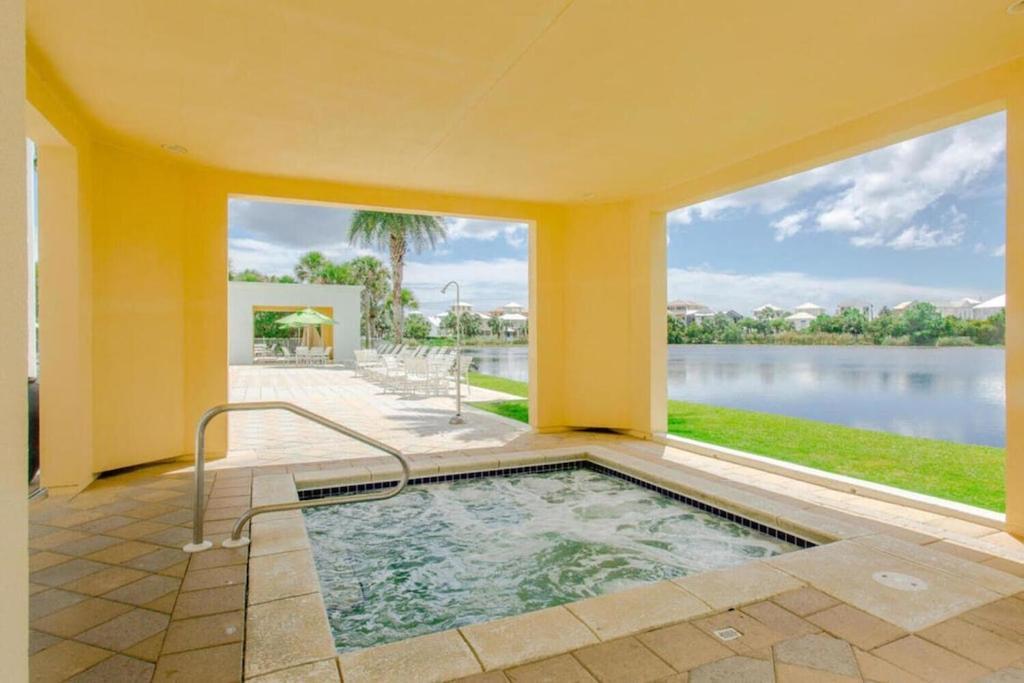 Retreat By The Sea At Carillon Rosemary Beach