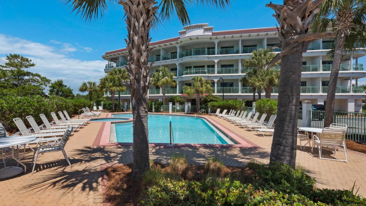 Holiday home At Seacrest 405