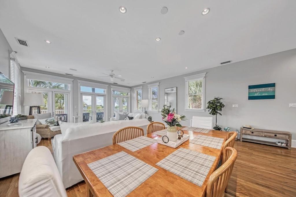 Retreat By The Sea At Carillon Rosemary Beach