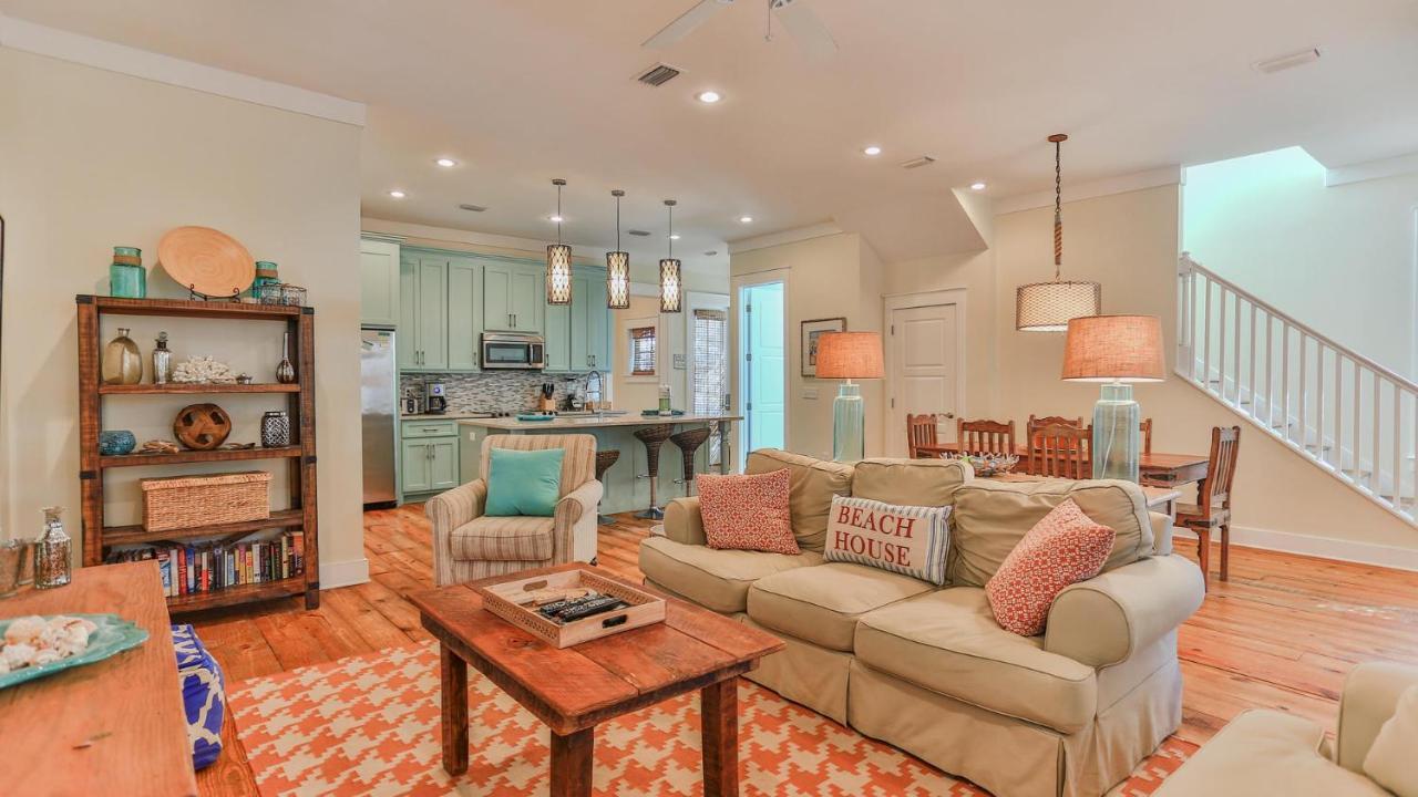 Holiday home Family Ties - Located In Seacrest 2 Master Bedrooms And A Large Communal Pool *