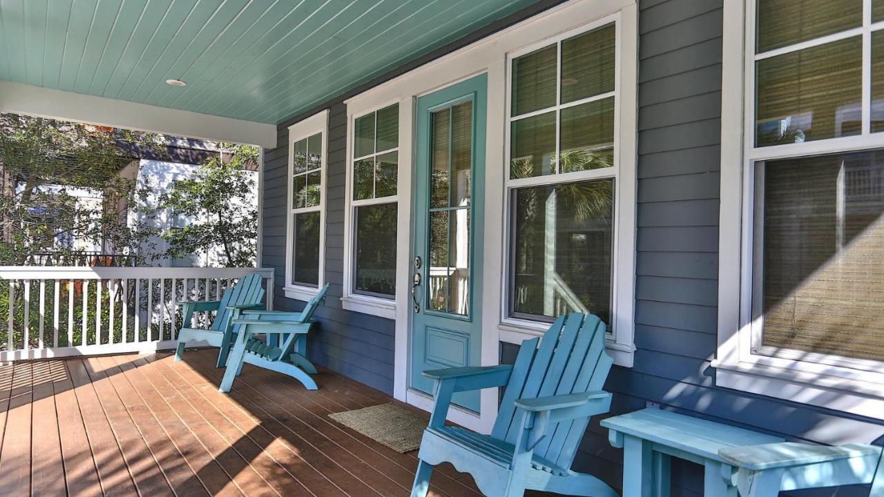 Family Ties - Located In Seacrest 2 Master Bedrooms And A Large Communal Pool *