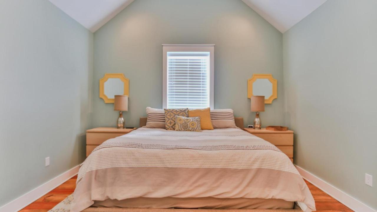 Family Ties - Located In Seacrest 2 Master Bedrooms And A Large Communal Pool Holiday home