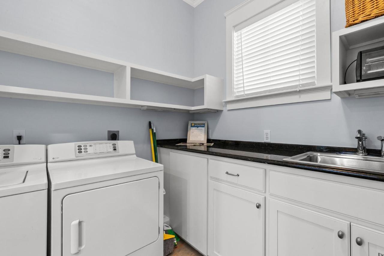 45 Founders Ct *