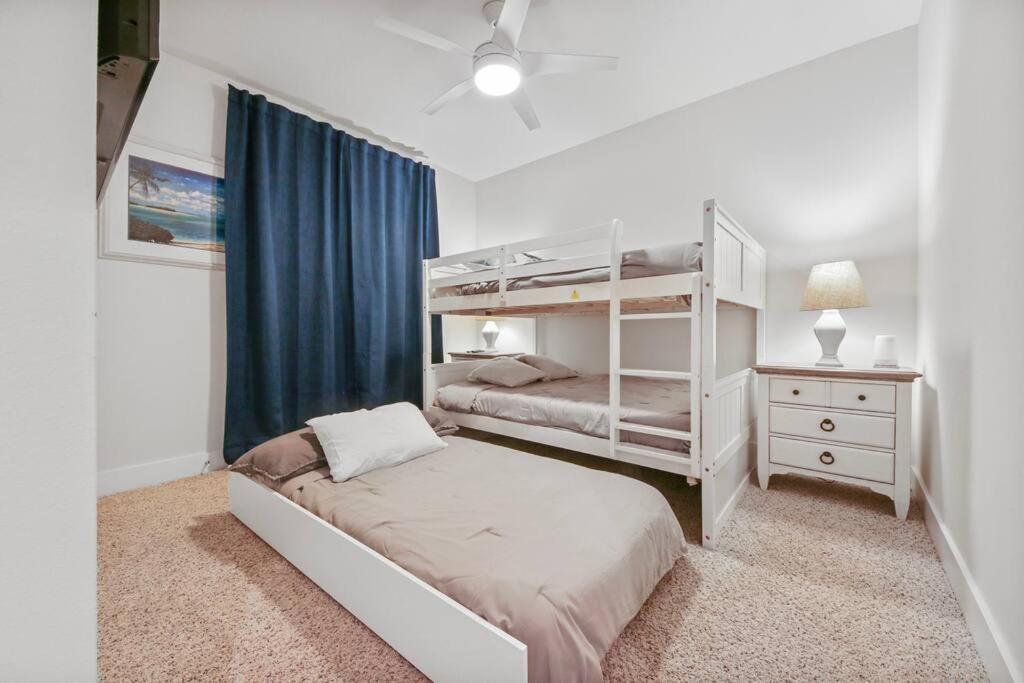 Coastal Oasis - Sleeps 10, Pool Rosemary Beach