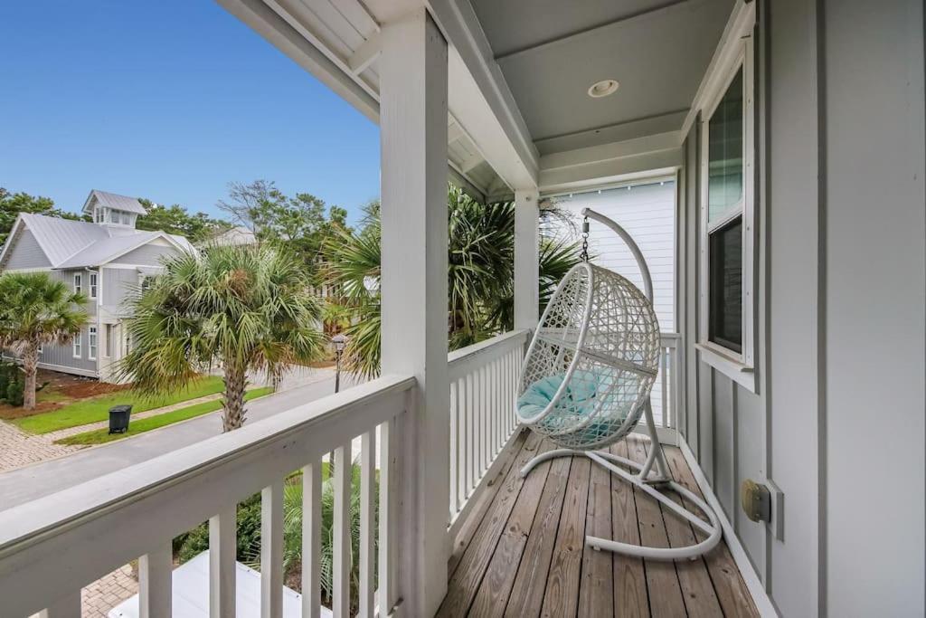 Coastal Oasis - Sleeps 10, Pool