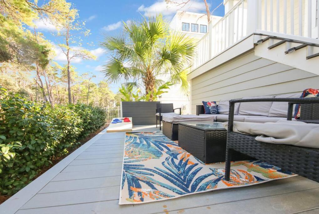 Coastal Oasis - Sleeps 10, Pool Villa *