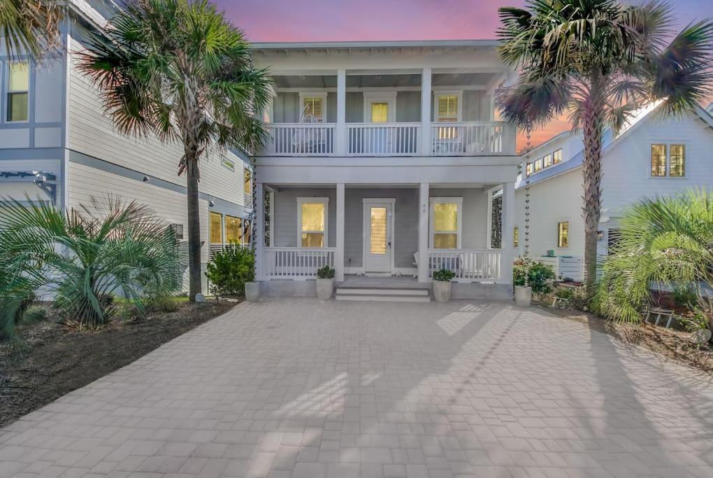 Villa Coastal Oasis - Sleeps 10, Pool Rosemary Beach