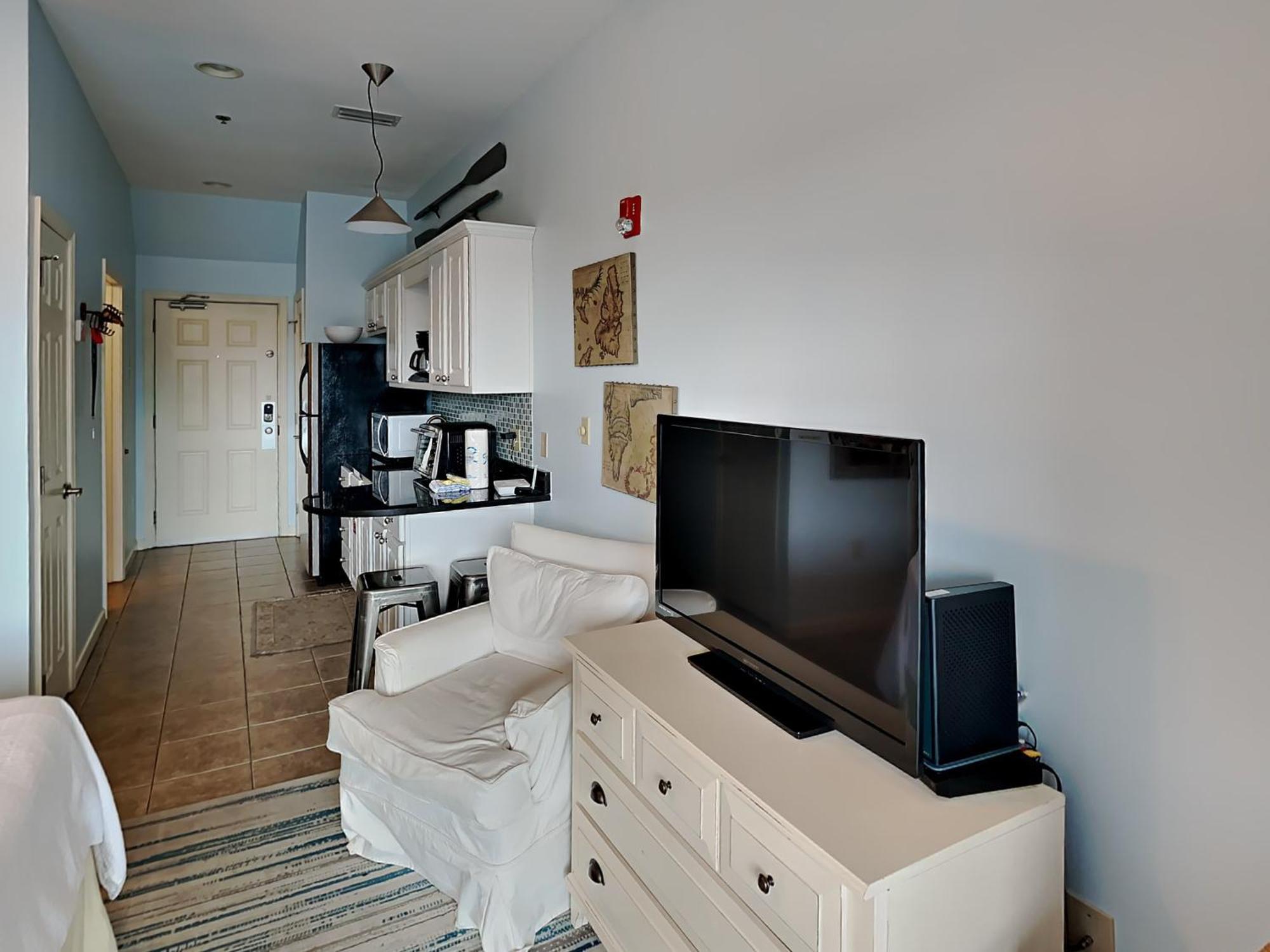 Apartment At Seacrest #206 *
