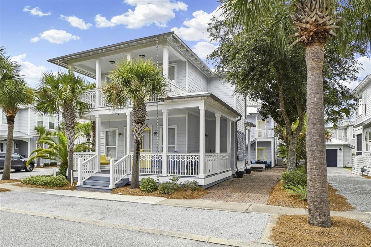 Tram-on-time By 30a Escapes Holiday home Rosemary Beach