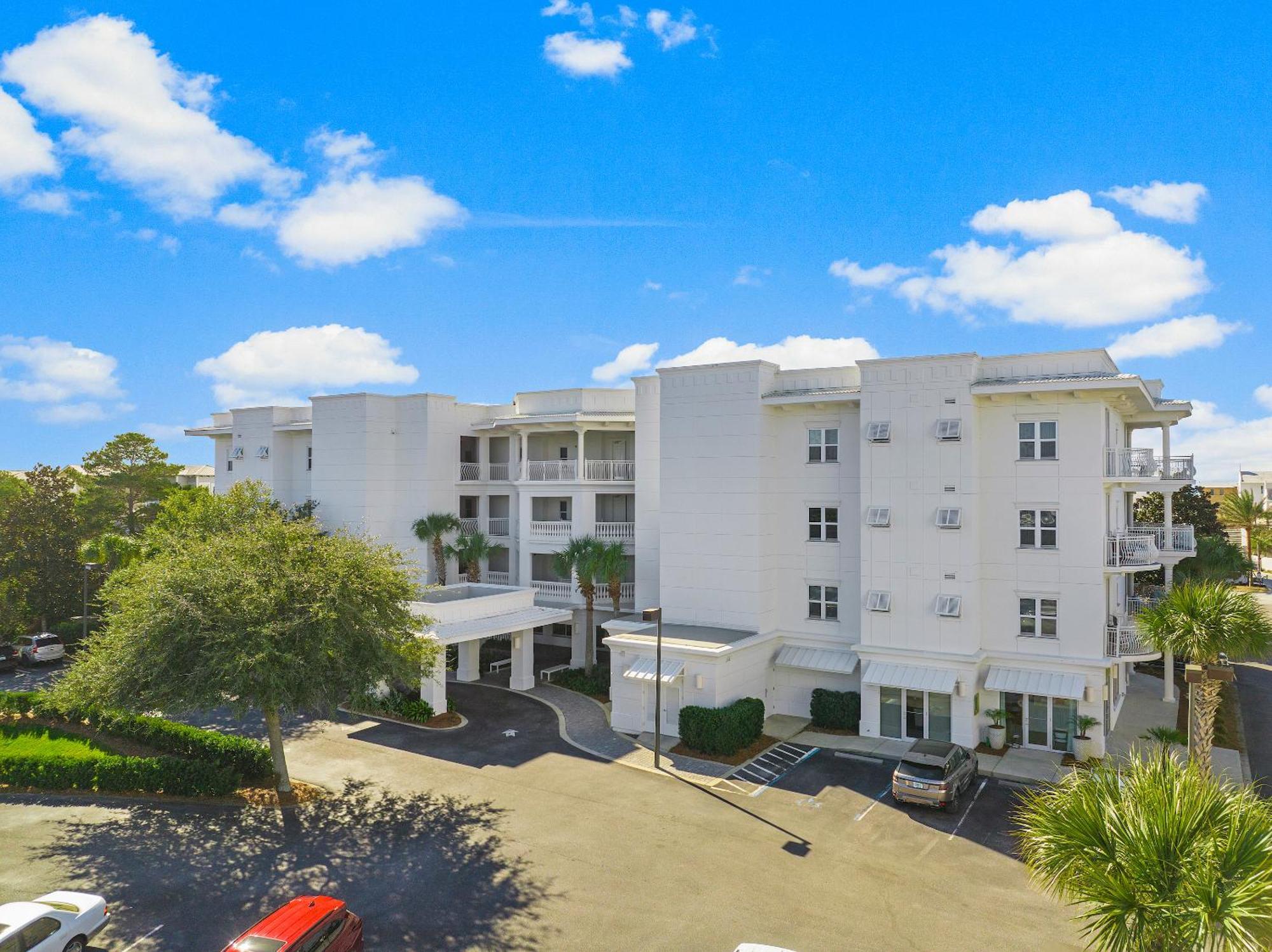 The Alexander By Panhandle Getaways Apartment