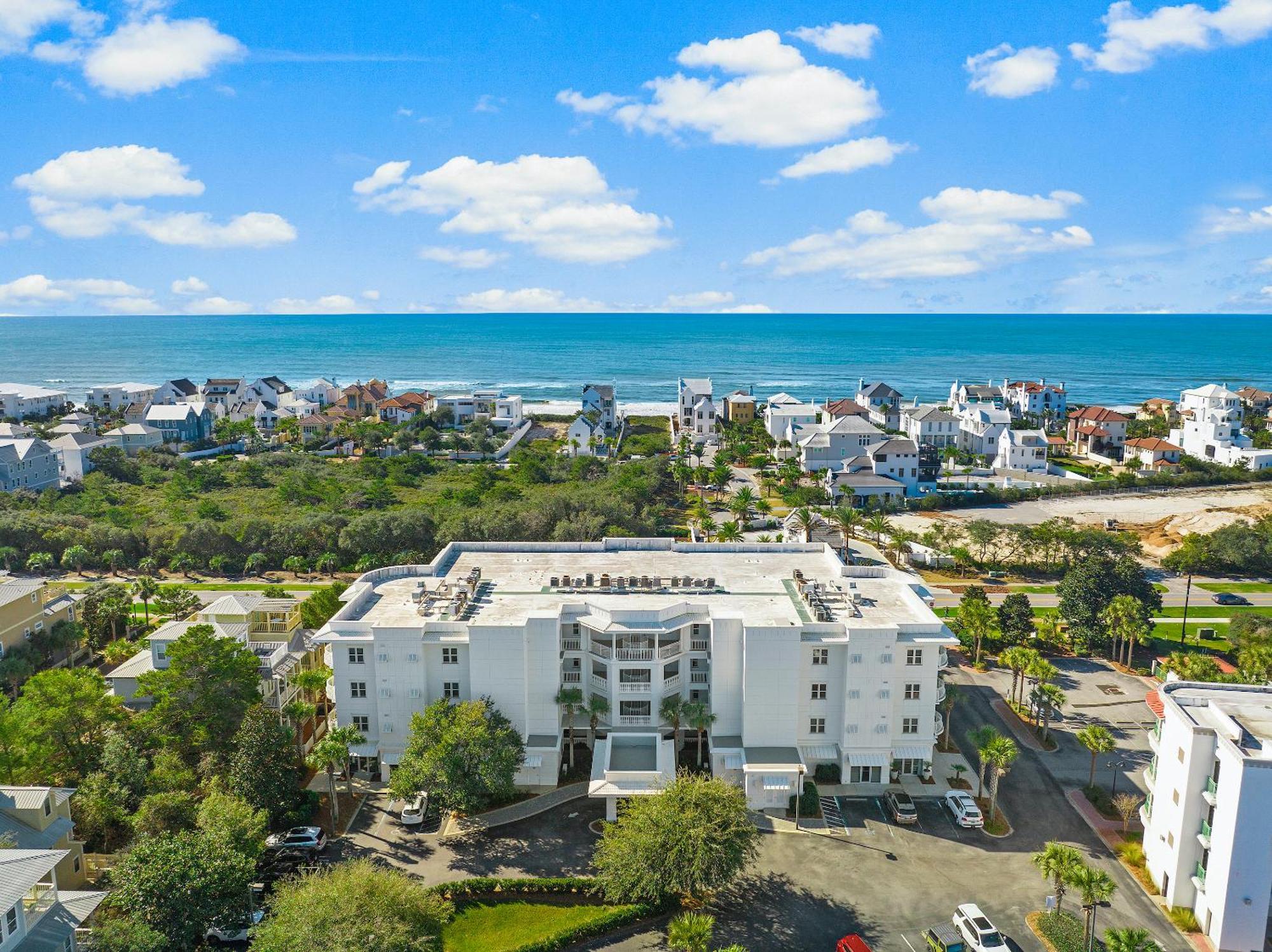 The Alexander By Panhandle Getaways Apartment
