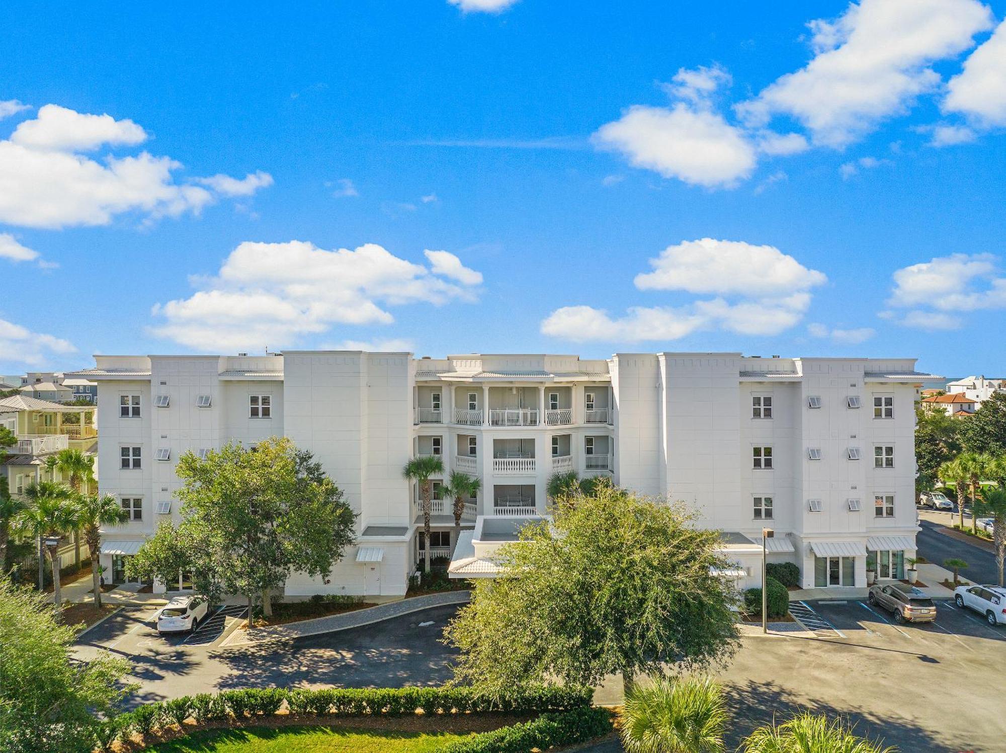 The Alexander By Panhandle Getaways Apartment