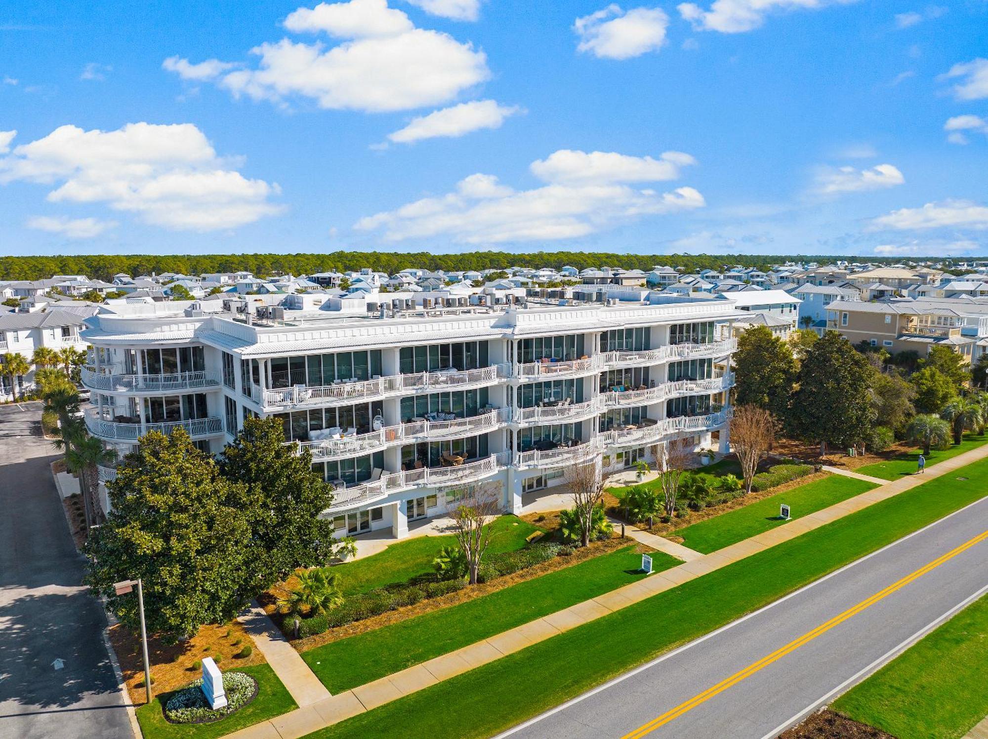 The Alexander By Panhandle Getaways *