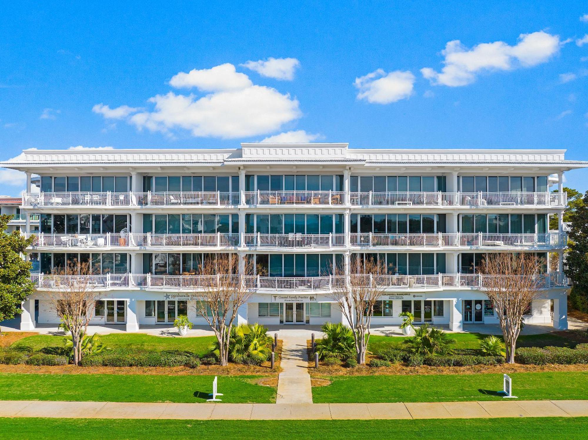 The Alexander By Panhandle Getaways Apartment