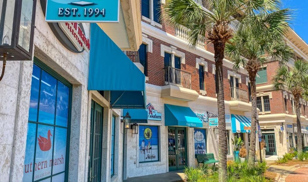Tram-on-time By 30a Escapes Holiday home Rosemary Beach