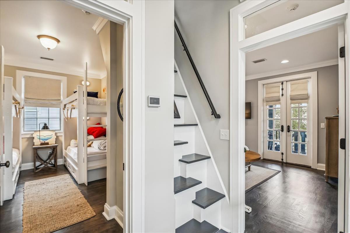 21 Hamilton Lane By 30a Escapes *
