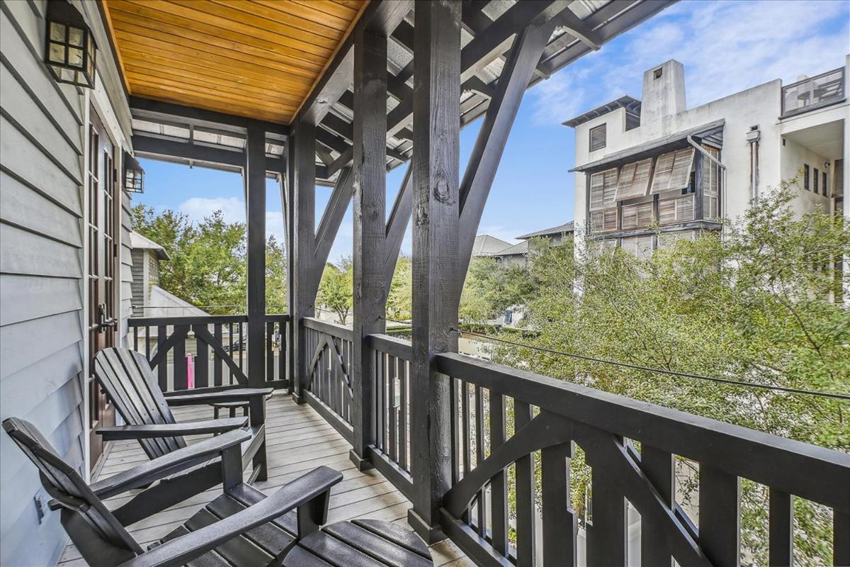 21 Hamilton Lane By 30a Escapes