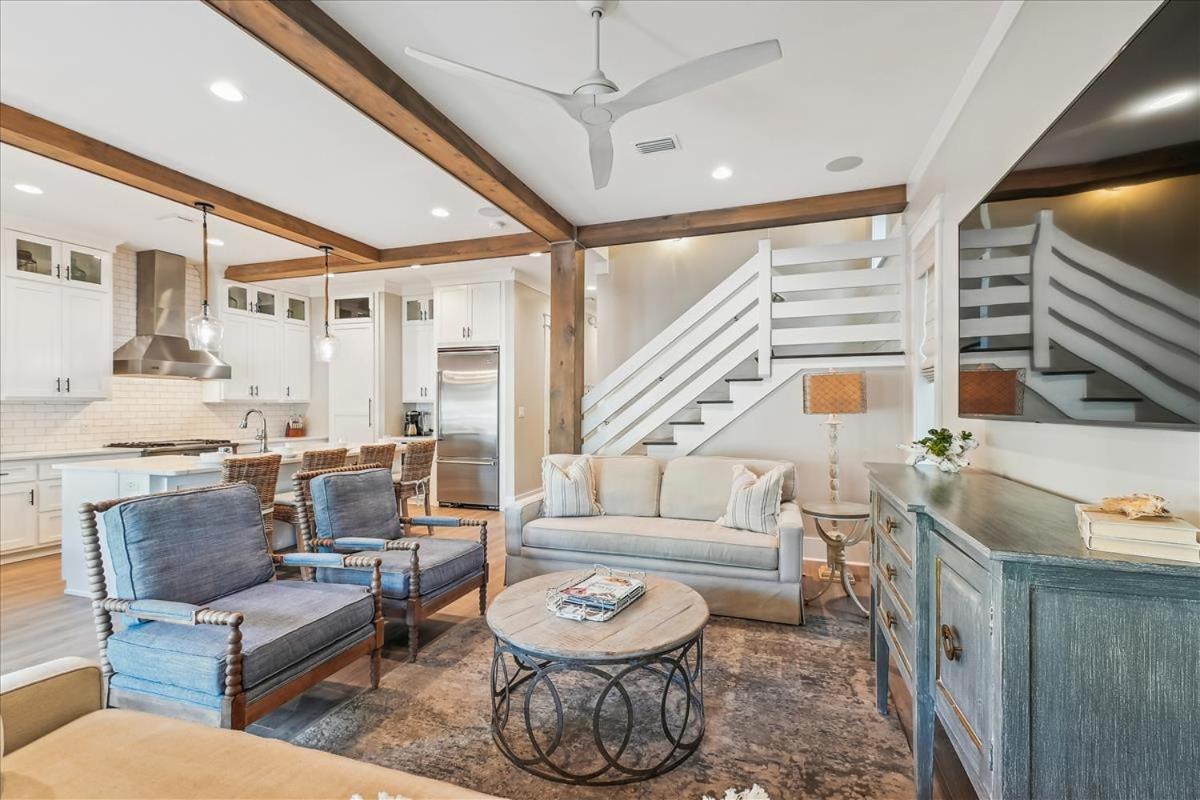 At Ease By 30a Escapes Holiday home