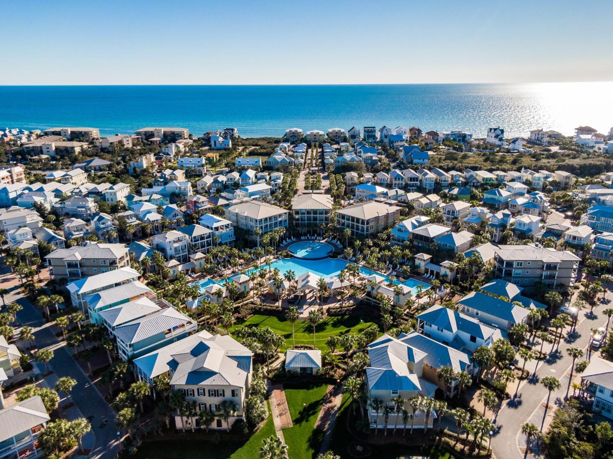 100 Lifeguard Loop East Holiday home Rosemary Beach