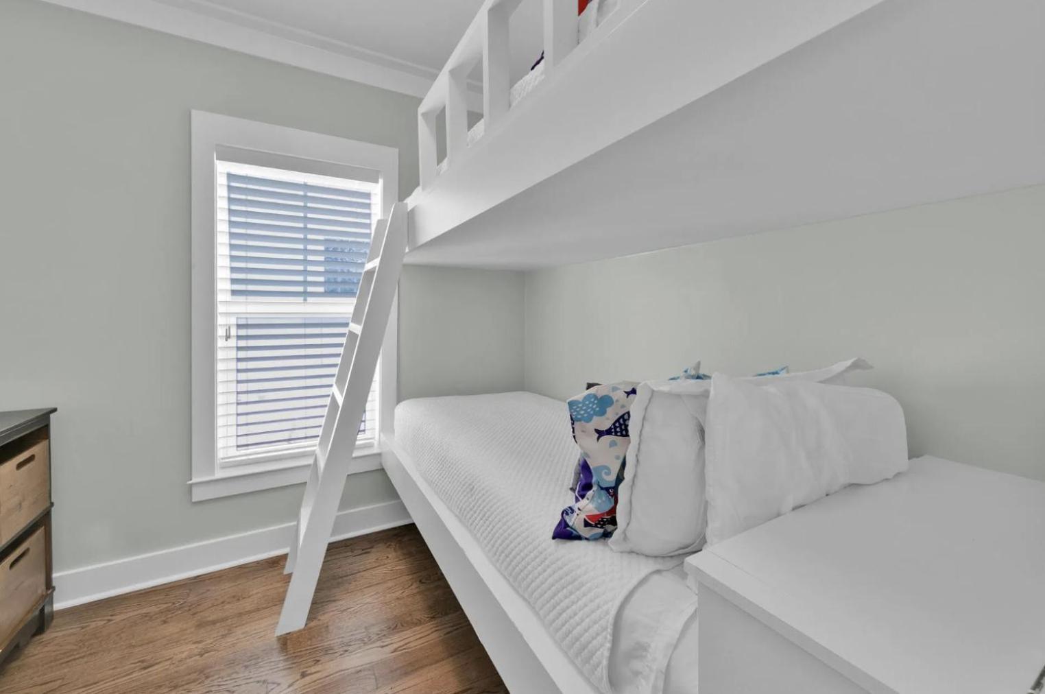 Anna's House Walk-out To 30a In Seacrest- Pet-friendly Holiday home