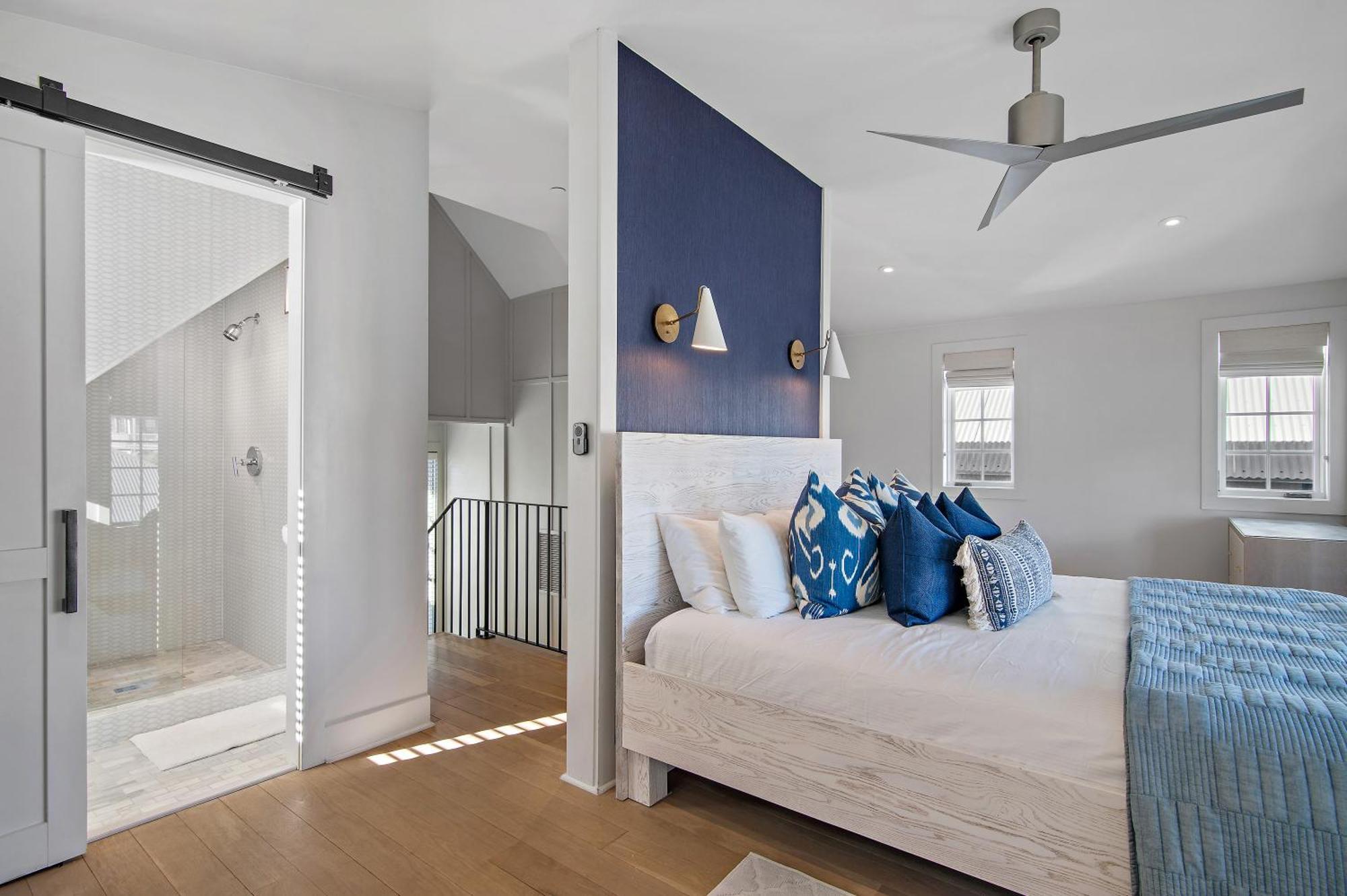 34 S Briland Lane Carriage House Holiday home