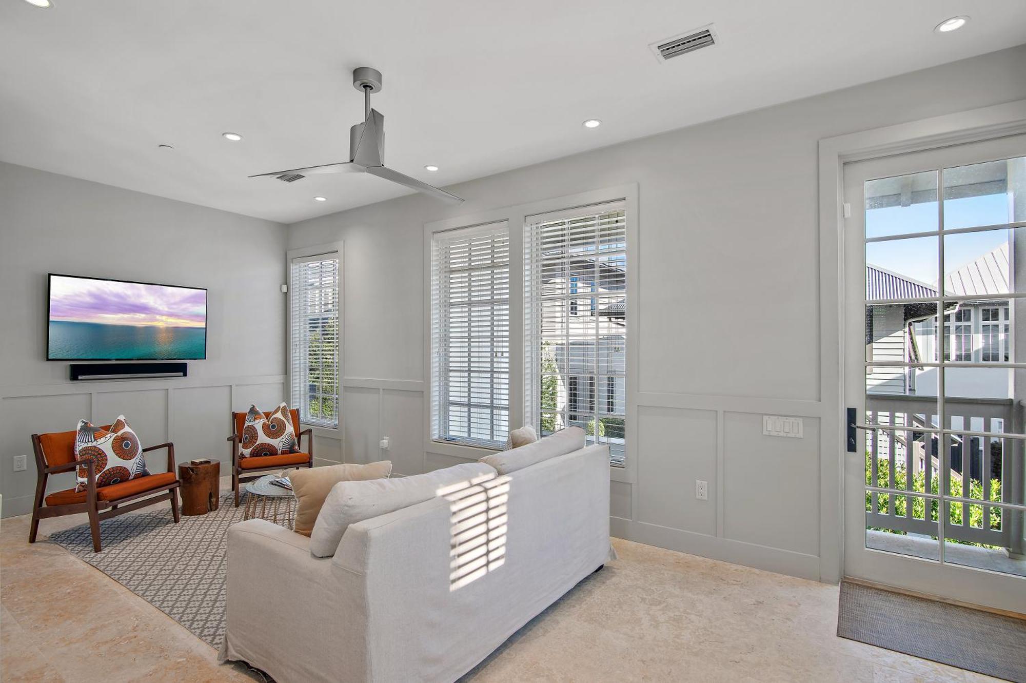 34 S Briland Lane Carriage House Holiday home